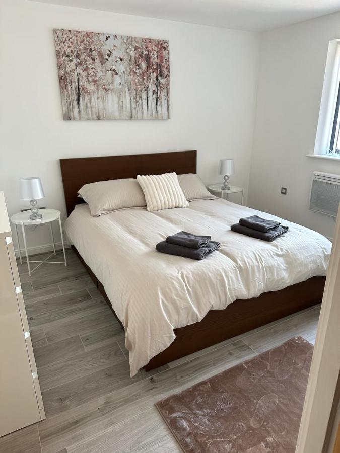 2 Bed Modern Apartment Swansea Eksteriør bilde