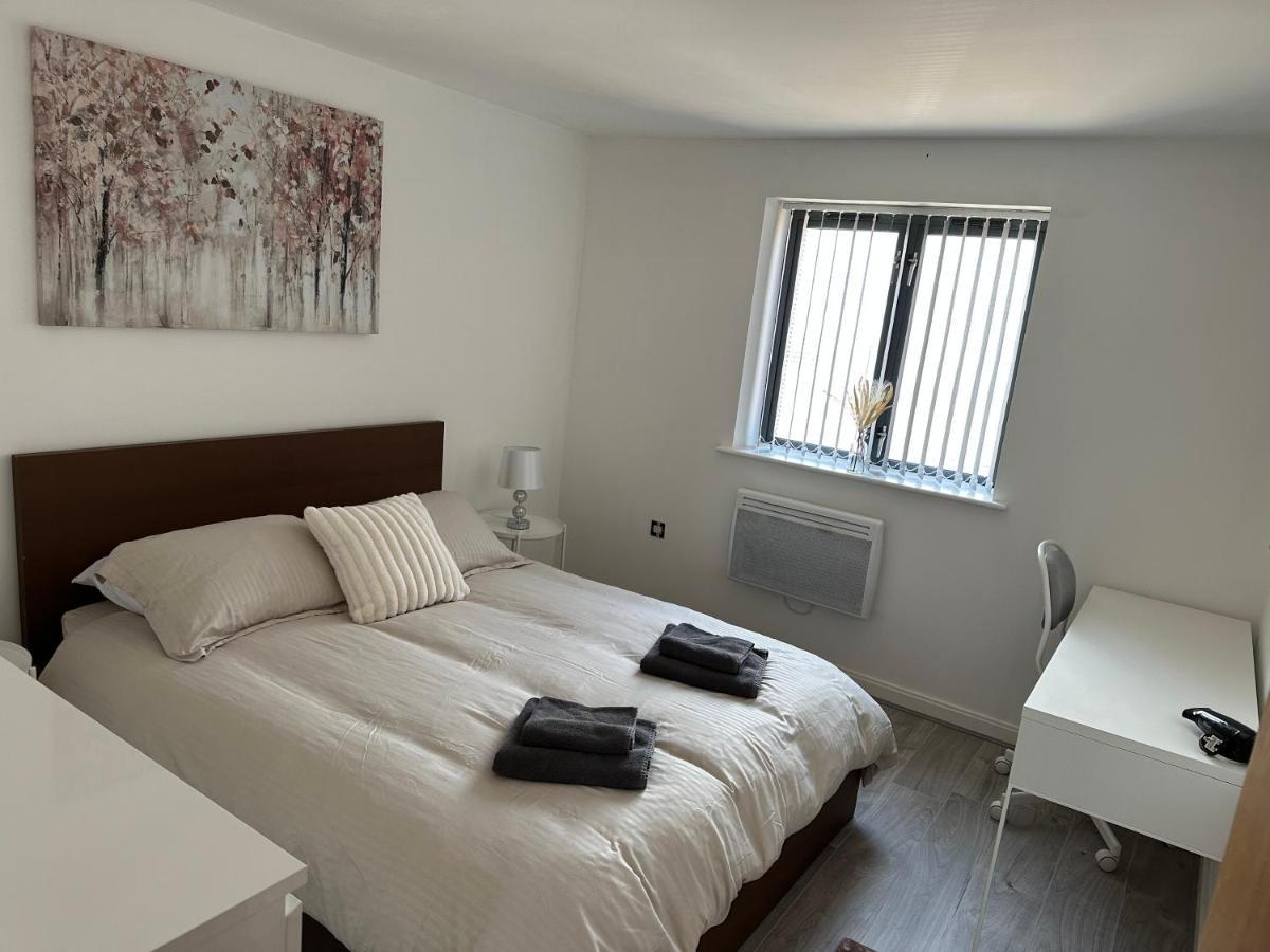 2 Bed Modern Apartment Swansea Eksteriør bilde